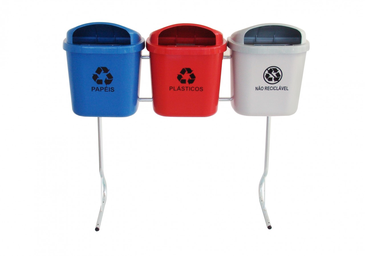 CONJUNTO PARA COLETA SELETIVA DE 40 L COM 03 CESTOS